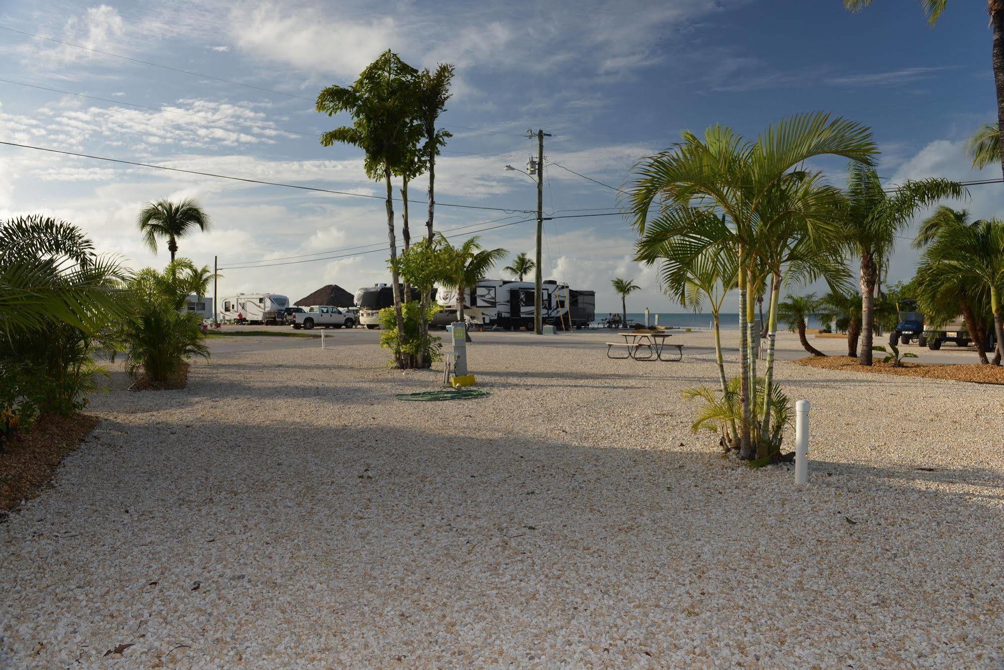 Fiesta Key Rv Resort Premium Room 1 Лейтон Экстерьер фото